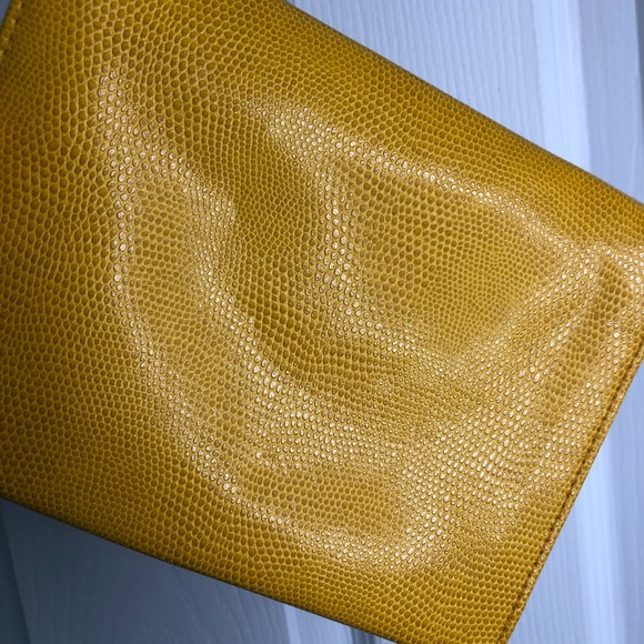 Sonda Roberts Squared Yellow Wallet / Clutch - Picture 4 of 4